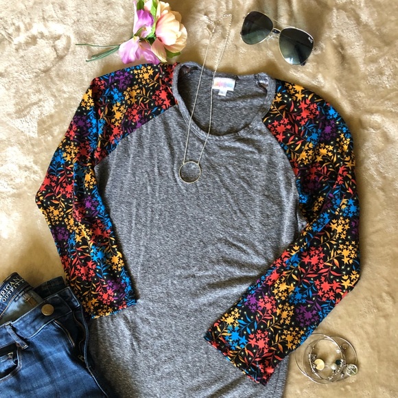 LuLaRoe Tops - Raglan-style Tee - LLR